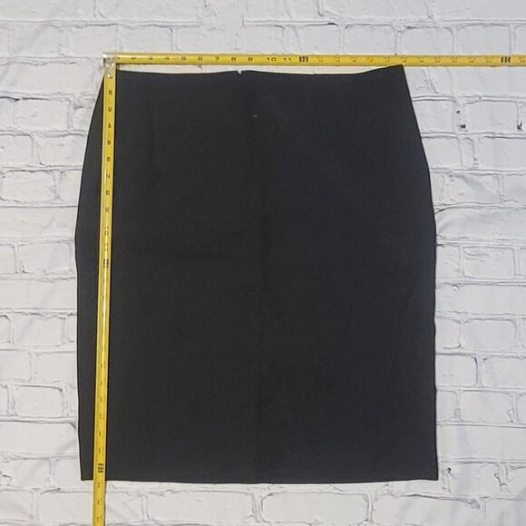 Talbots black pencil skirt Size 14  with zipper closure #office - Picture 2 of 5